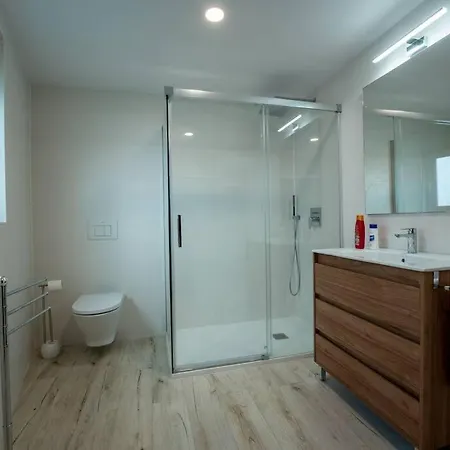 Guevara St * Santander