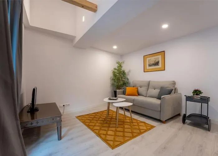 Guevara St Apartment *